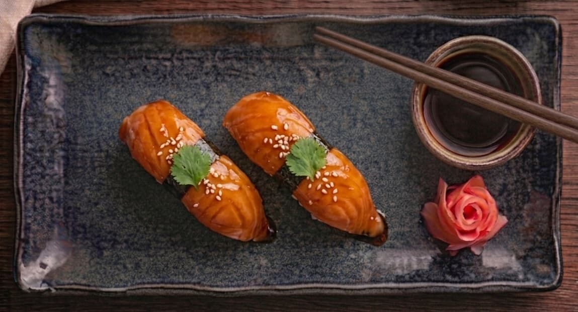 Lachs Teriyaki Nigiri