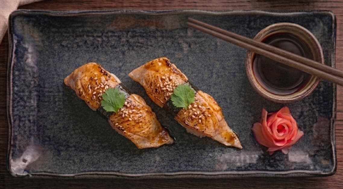 Lachshaut Nigiri