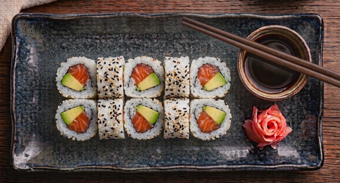 Shake Avo Maki